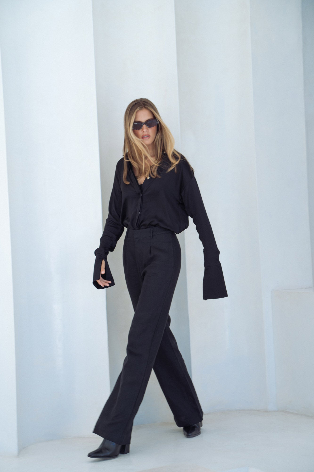 LINDA BLACK LINEN TROUSERS